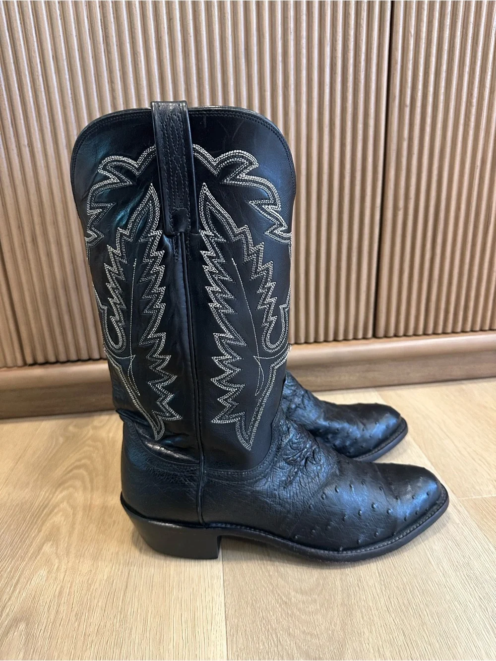 Lucchese 1883 Mens Size 8.5 D Black Ostrich Leather Round Toe Western Boots